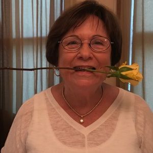 Meet your Posher, Dottie